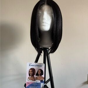 EveryWear Sleek Black Wig